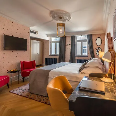 Capital Hotel