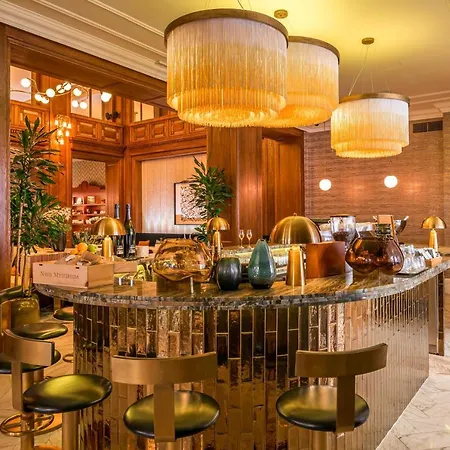 Hotel Capital 4*